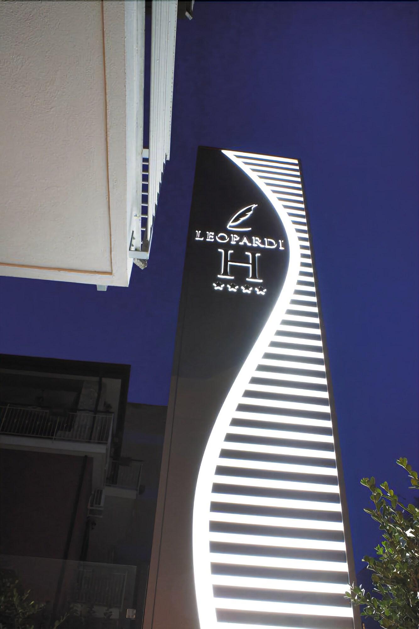 Hotel Leopardi Pomigliano d'Arco Extérieur photo