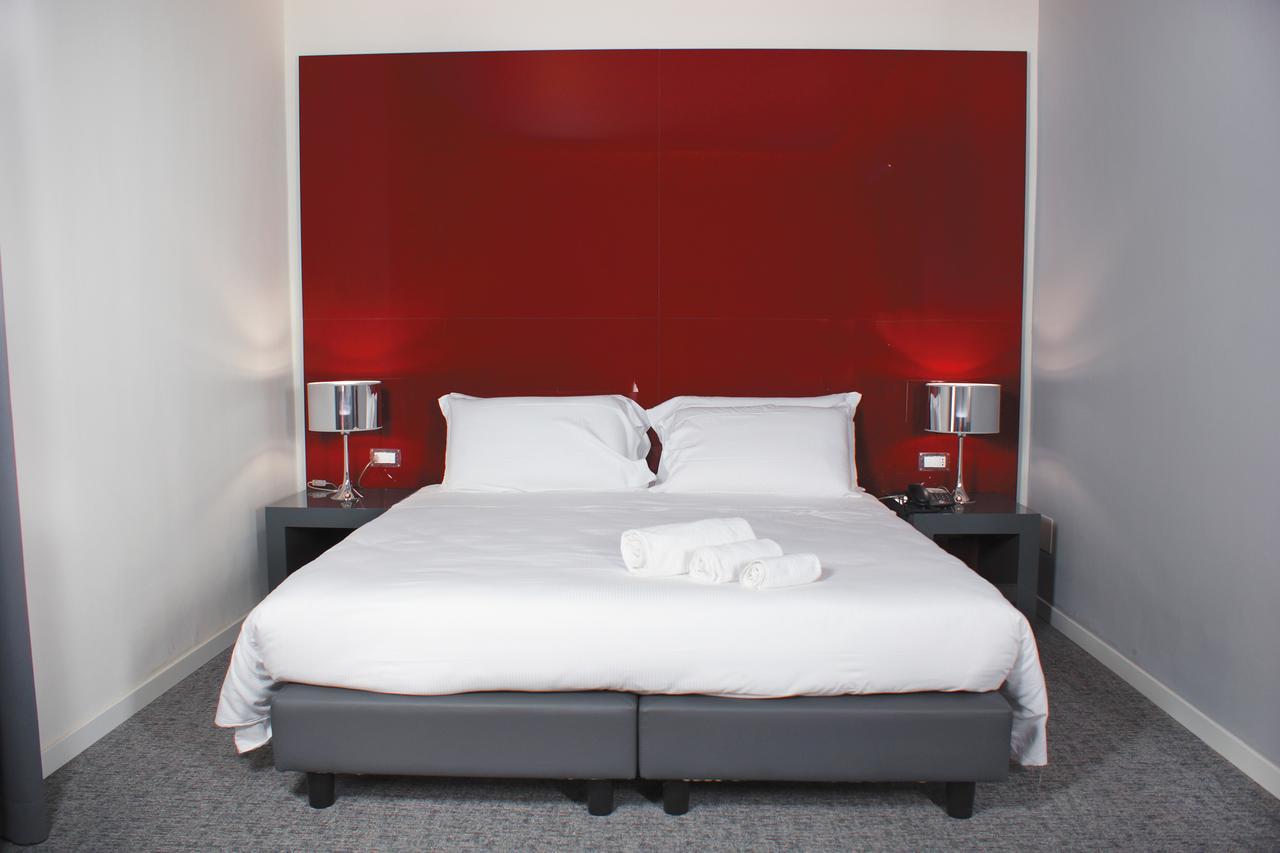 Hotel Leopardi Pomigliano d'Arco Extérieur photo